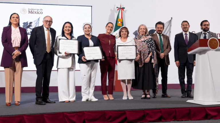 Gobierno reconoce labor de las enfermeras