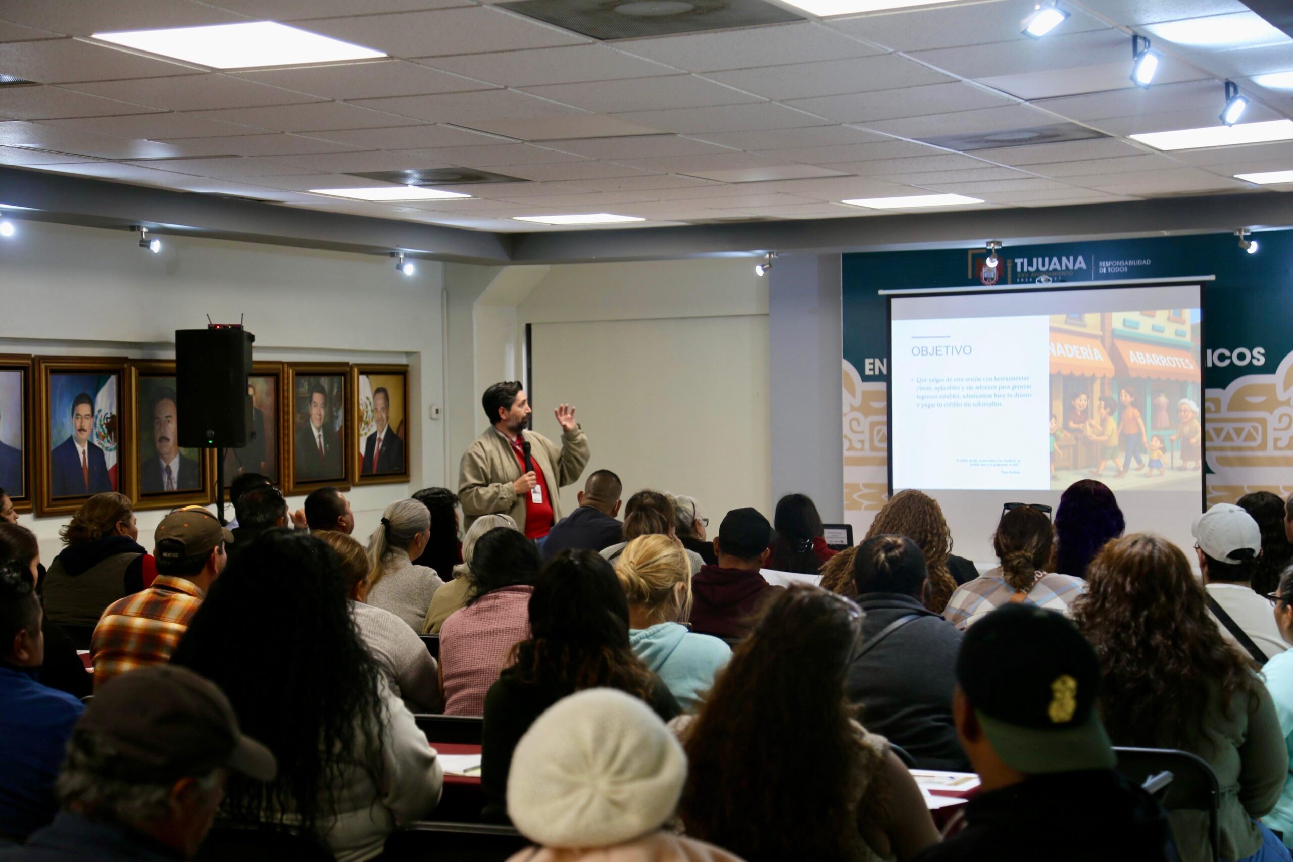 Capacita Gobierno Municipal a más de 500 emprendedores
