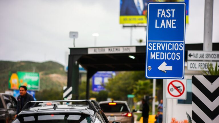 carril-fast-lane-estudiantes-tijuana-estados-unidos