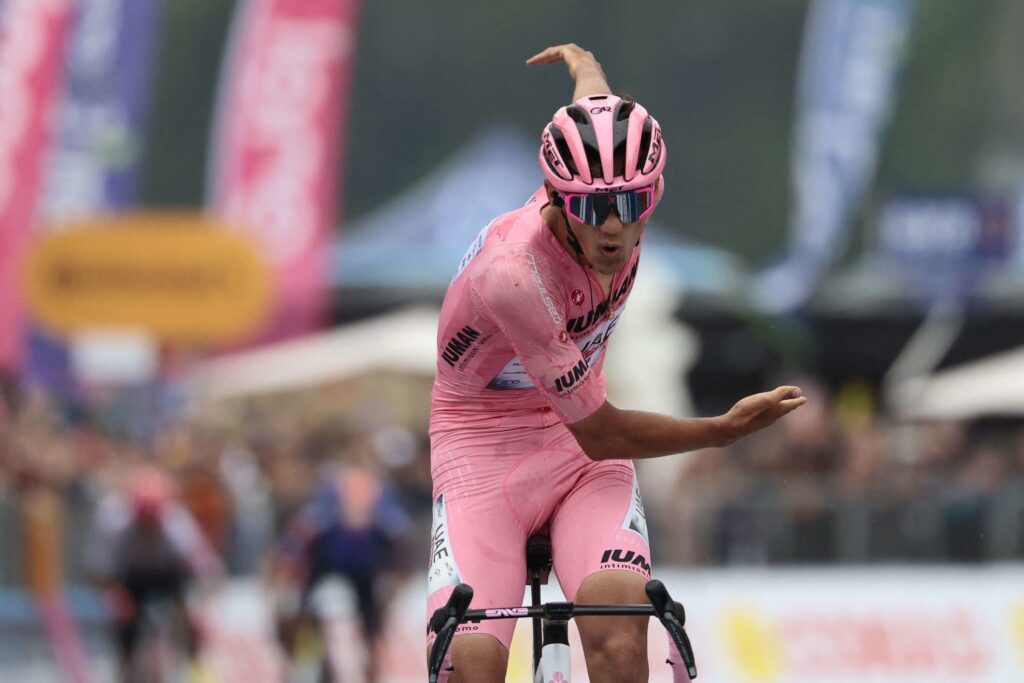 La historia de Isaac del Toro: Eligió el ciclismo sobre el futbol