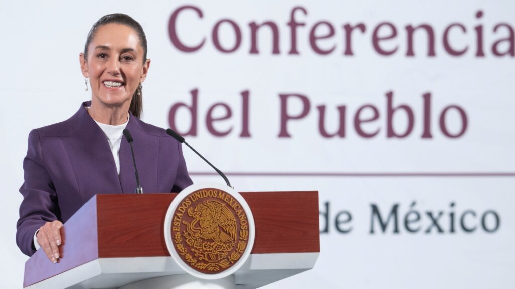 Trump impone aranceles del 50 % y Sheinbaum responde