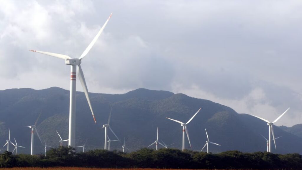 Banobras impulsará energías renovables