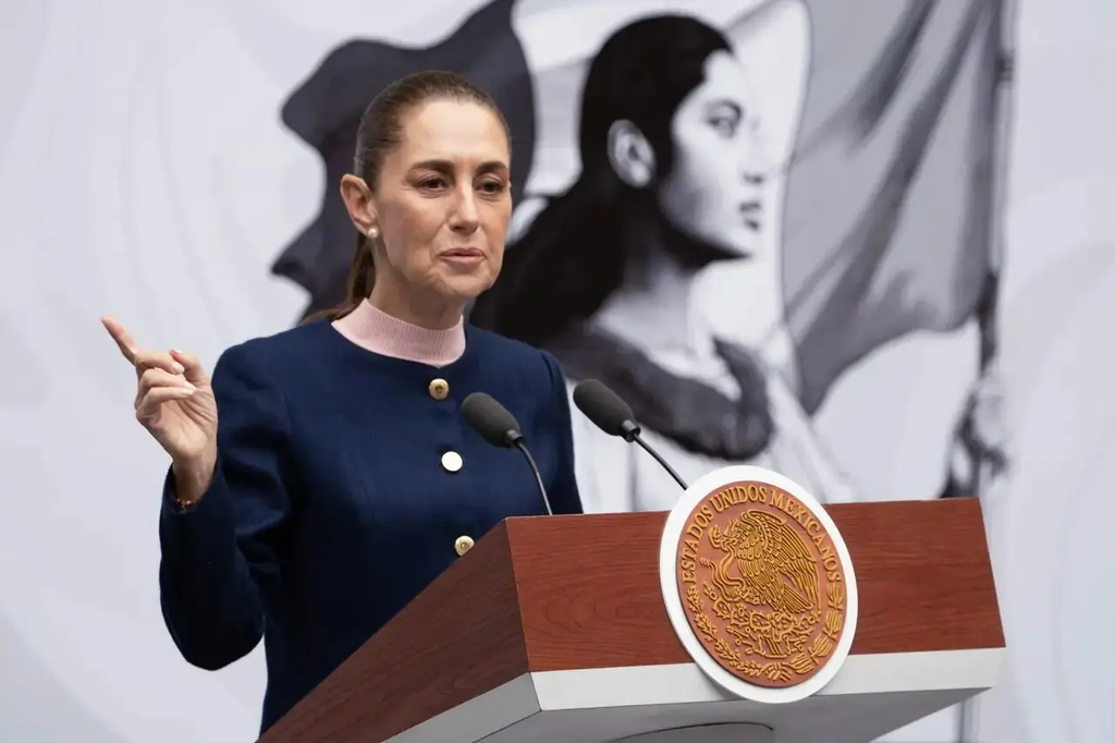 Sheinbaum marca distancia con Rocha Moya.