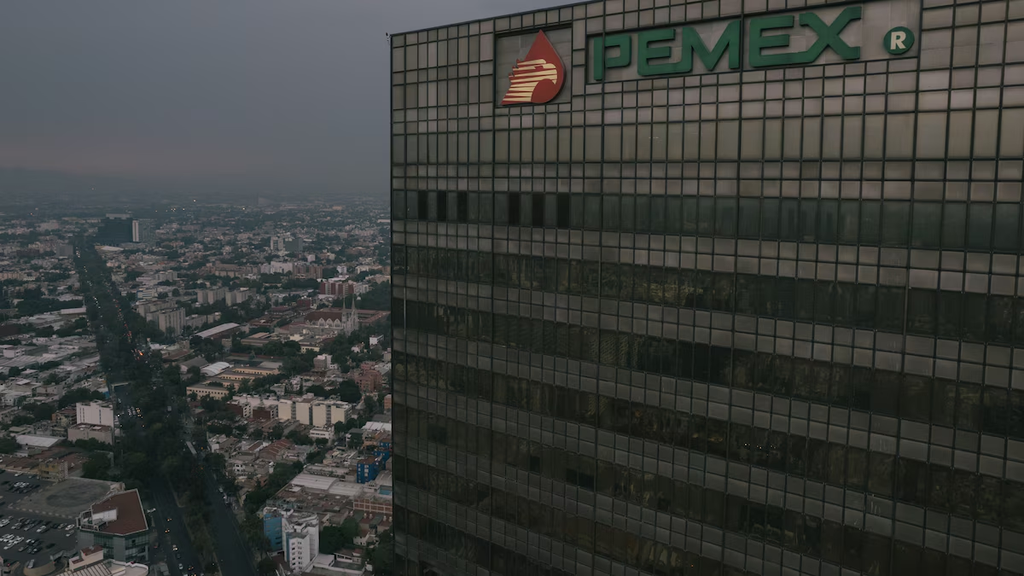 Buscan petróleo de la era de los dinosaurios en el Golfo de México.