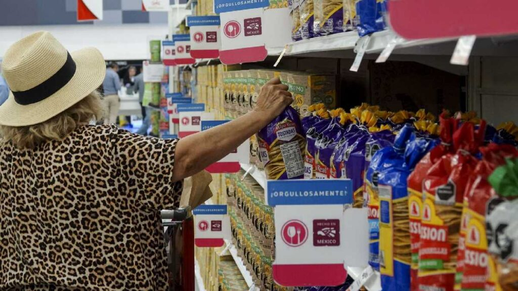 México perfila crecimiento económico de 2.5% en agosto
