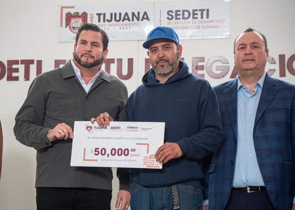 Otorga gobierno de Ismael Burgueño mil 776 créditos para fortalecer el emprendimiento local