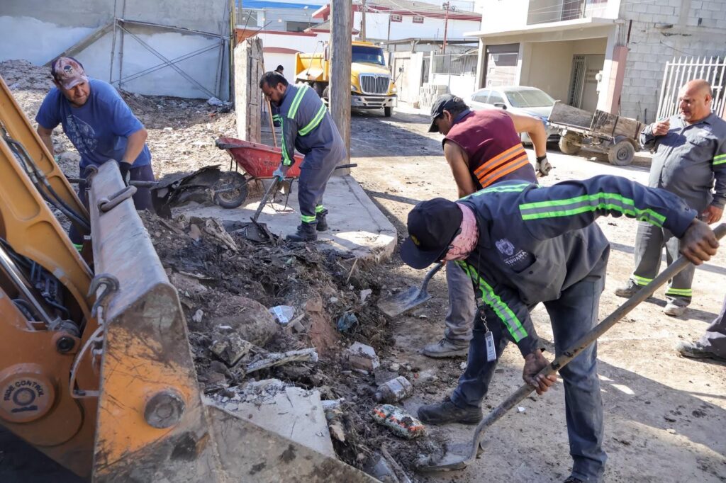 Refuerza XXV Ayuntamiento de Tijuana labores de limpieza en las delegaciones ante las lluvias