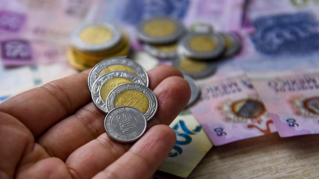 El efectivo sigue dominando los pagos diarios en México
