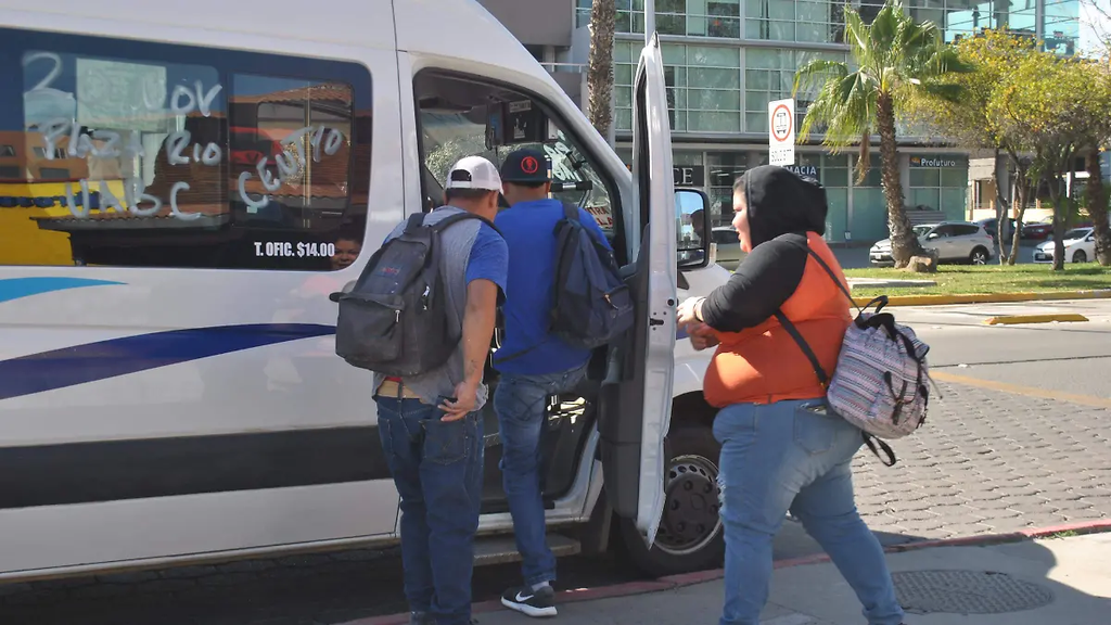 Reducirán transporte público por Halloween en Tijuana